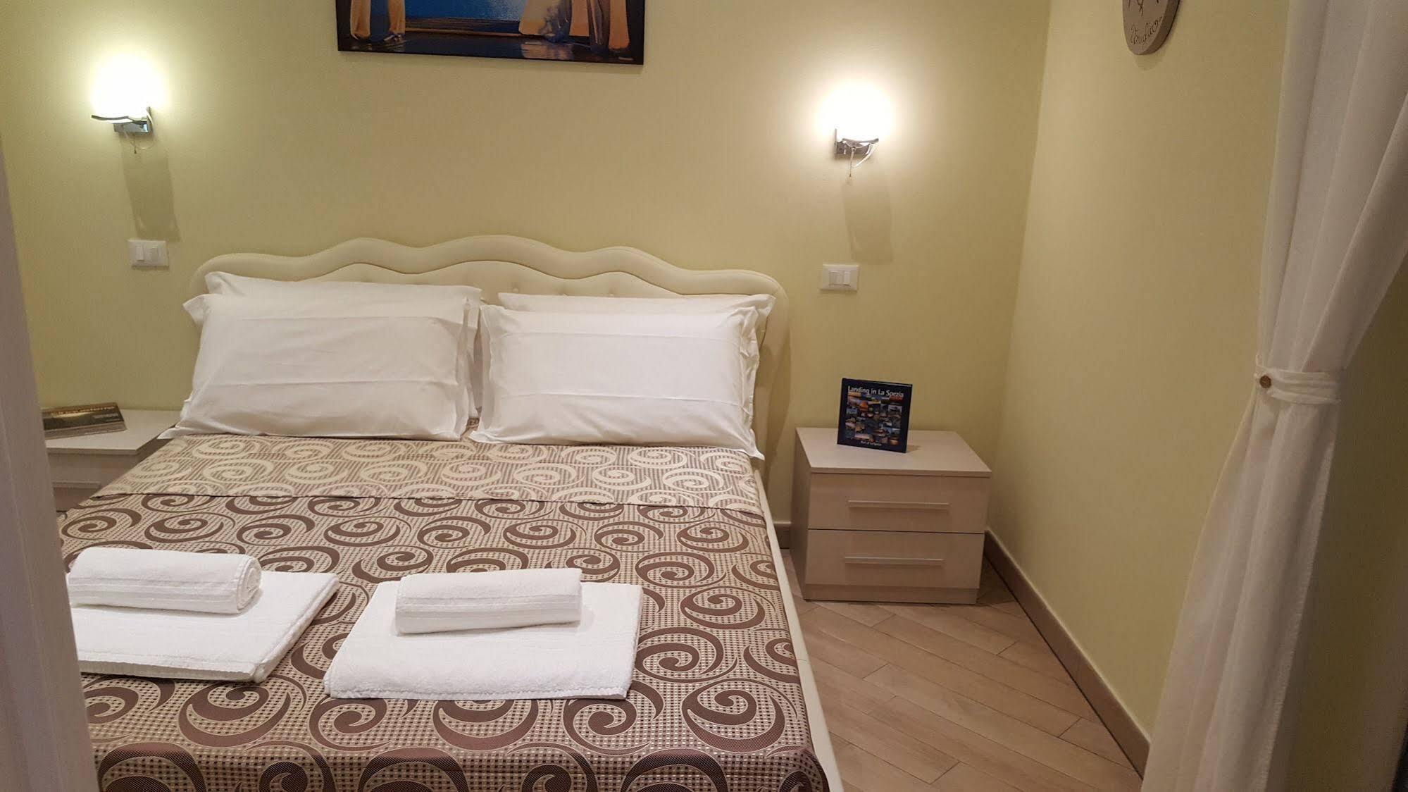 Guest House Le Tre Spezie La Spezia Eksteriør billede
